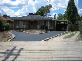 Asphalt Driveway with Bluestone Edging
